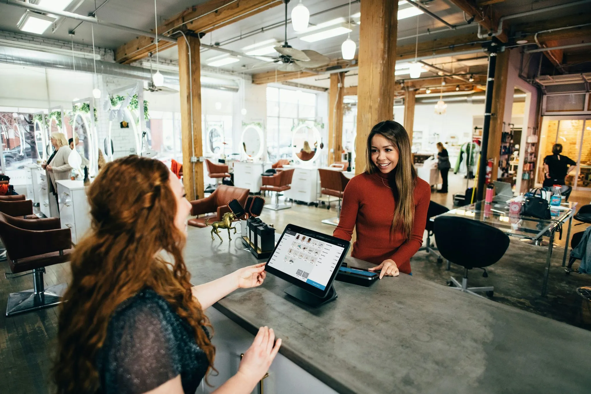 The essential guide to payment gateways article image