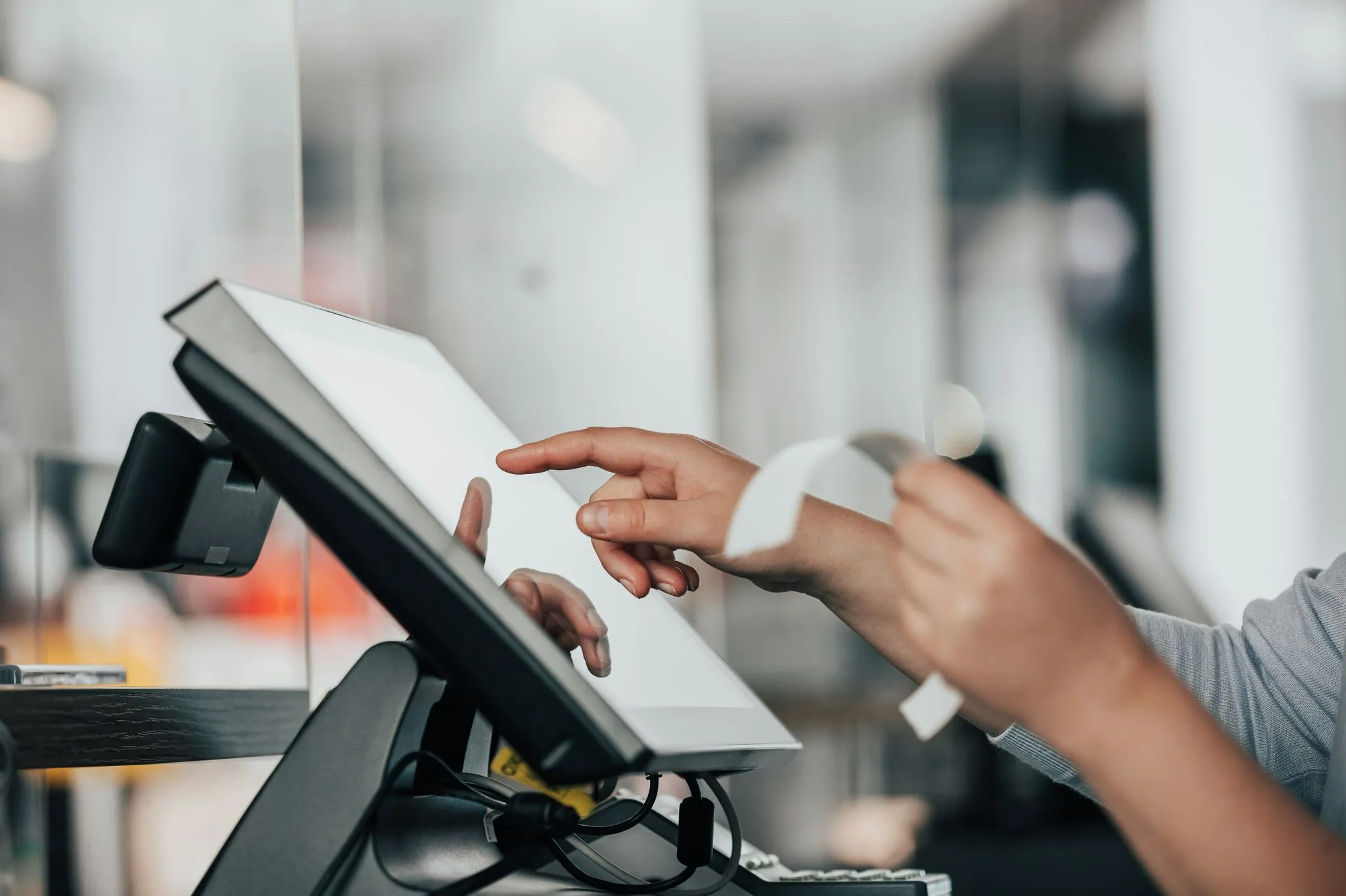 POS payment systems: Cloud-based vs. traditional
